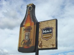 Mac's Bierbrauerei, Nelson Mac's Bierbrauerei, Nelson