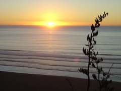 Sonnenuntergang am Strand von Raglan Sonnenuntergang am Strand von Raglan